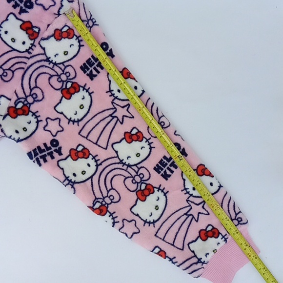 Hello Kitty Plush Long Sleeve Top - Picture 15 of 16
